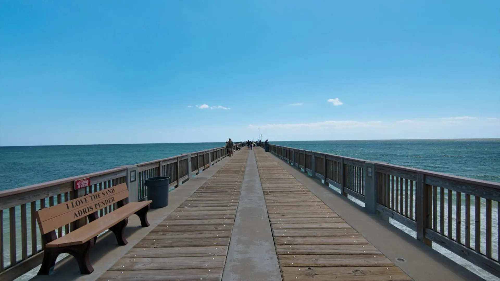 Spacious 4-Bed, 3-Bath Beach House - Sleeps 12 For The Perfect Getaway Panama City Beach 0*,