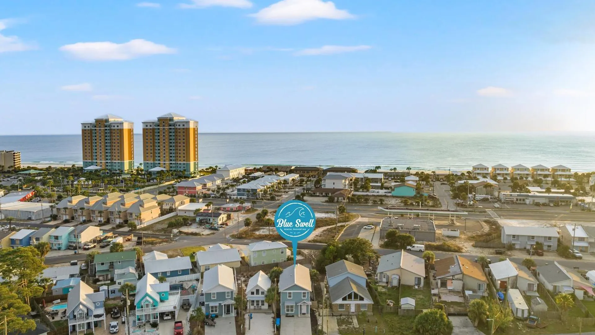 Spacious 4-Bed, 3-Bath Beach House - Sleeps 12 For The Perfect Getaway Panama City Beach